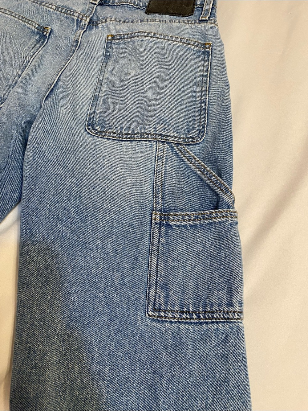 BDG Woman’s Classic Light Blue Straight-Leg Jeans - Picture 5 of 5